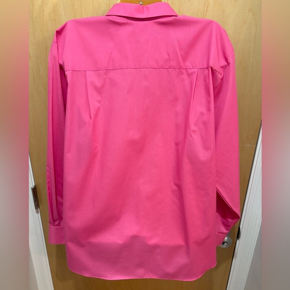 Foxcroft No Iron Button Down 🩷 - Picture 3 of 4